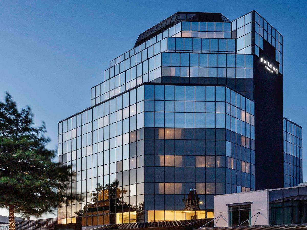 Pullman Rotorua Hotel Екстериор снимка The building of the company in Madrid
